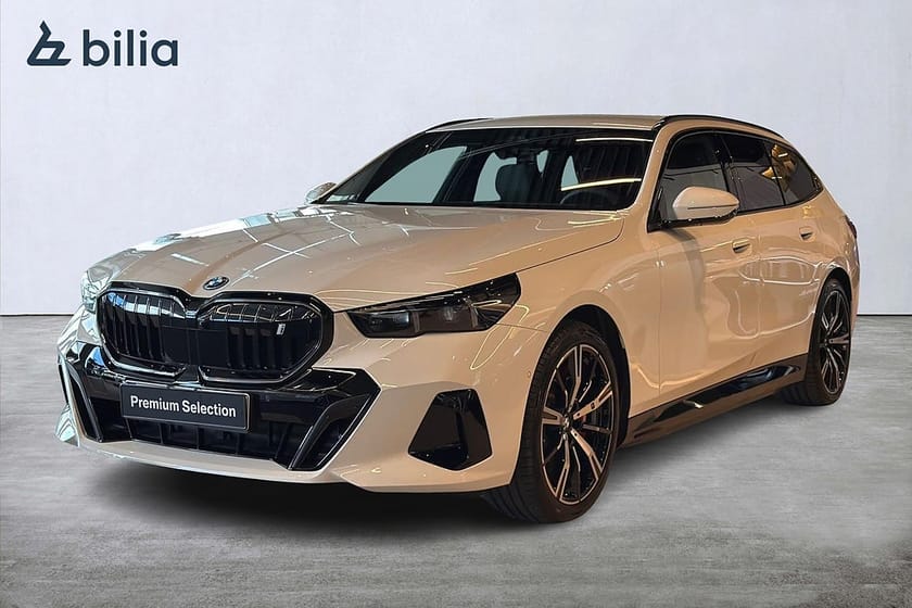 Bild 1 av BMW i5 xDrive40 Touring xDrive 40 M Sport PRO | DEMO | B&W | 360° | HUD