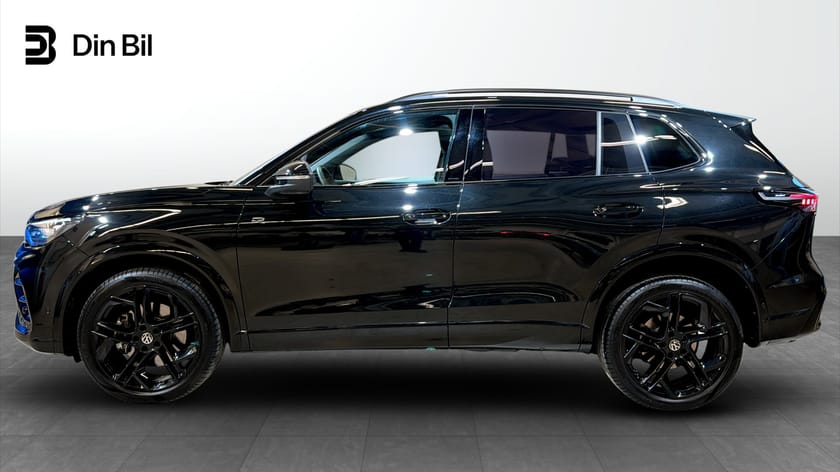 Bild 2 av Volkswagen Tiguan TDI193 DSG 4M R-Line Black Panorama Drag Värmare