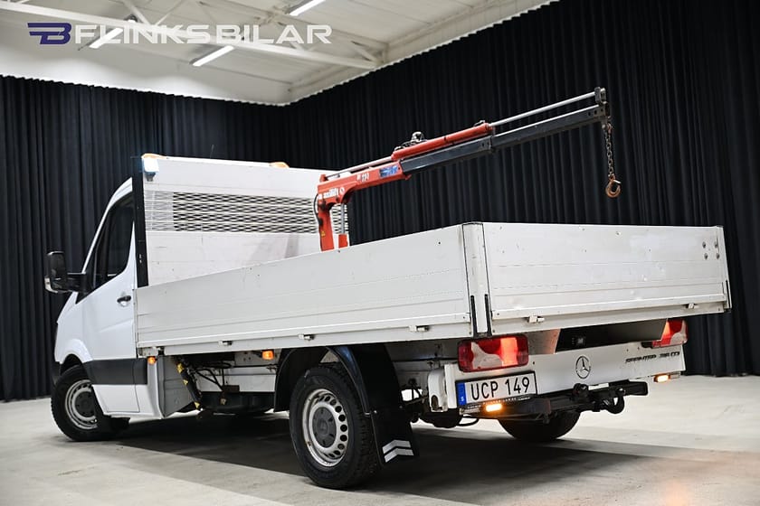 Bild 4 av Mercedes-Benz Sprinter 316 BlueTEC Chassi Cab 163HK Flak|Kranbil|Drag|Värmare|Leasbar