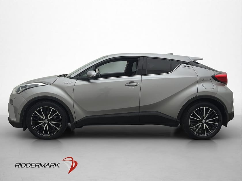Bild 2 av Toyota C-HR Hybrid Executive Dragkrok JBL Kamera Rattvärme