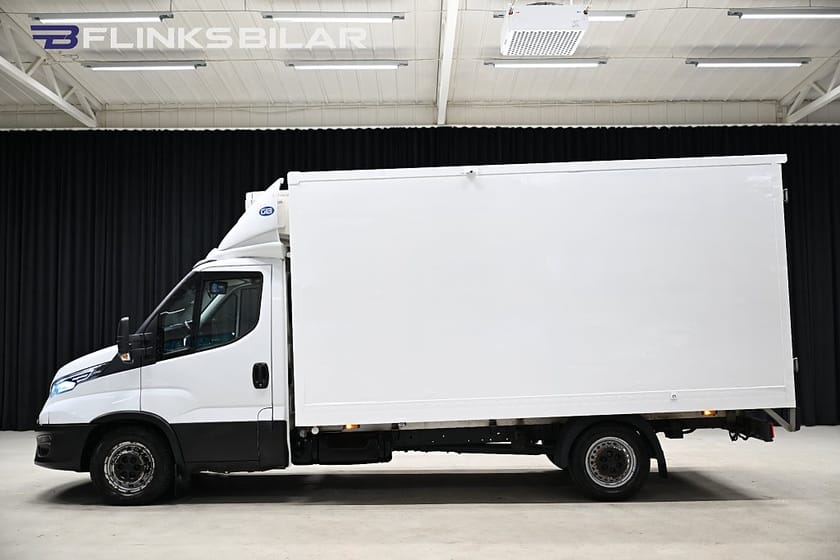 Bild 2 av Iveco Daily 35-140 Chassi Cab 136HK Automat|Volymskåp|Kylbil|Nattkyla|EnÄgare|Leasbar