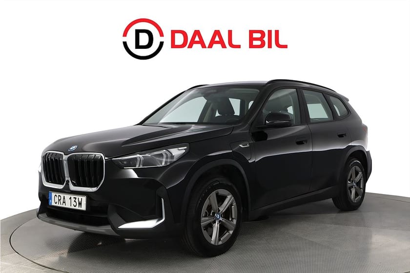 Bild 1 av BMW X1 xDrive25e 245HK 16,3kWh H/K® 3D-VIEW HUD VÄRMARE NFC