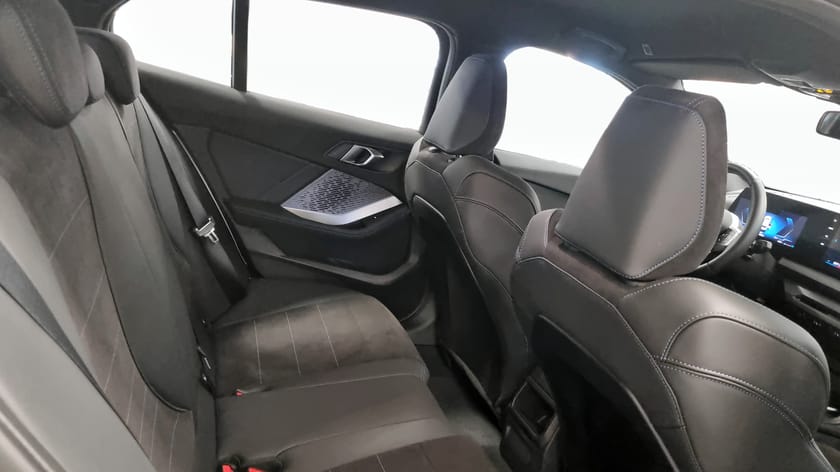Bild 5 av BMW 120 5d M Sport 18" Parking Assistant, Driving Assistant, Sportstolar