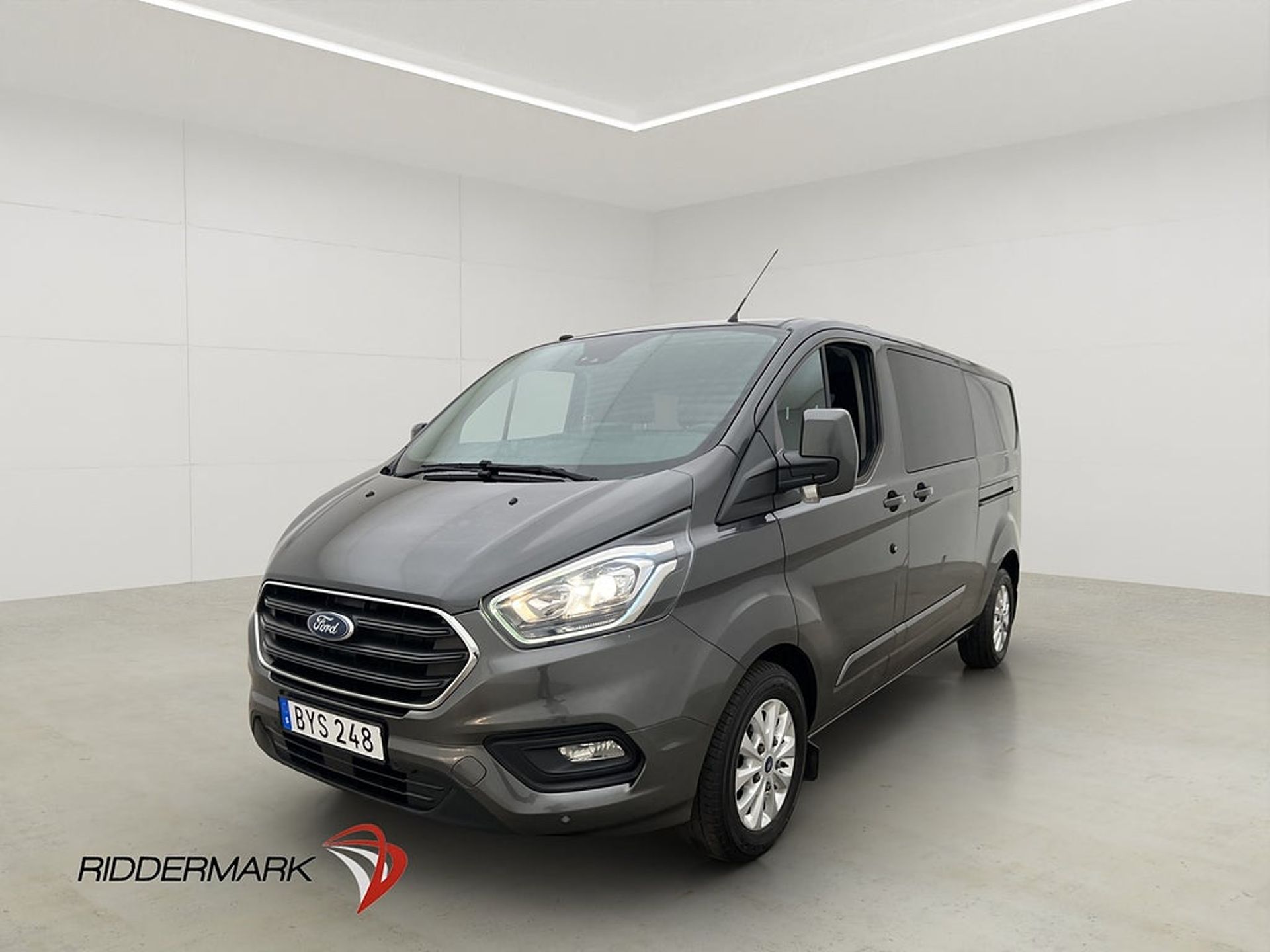 Ford Transit Custom CrewVan Värm Drag 2018, bild 3/10