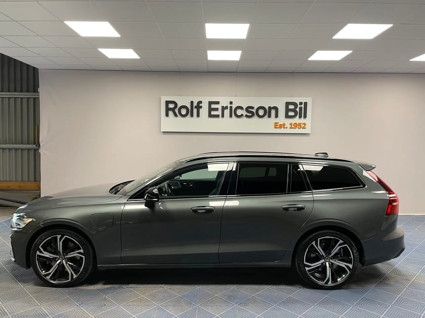 Bild 2 av Volvo V60 T8 Plus Dark Nordic Edition