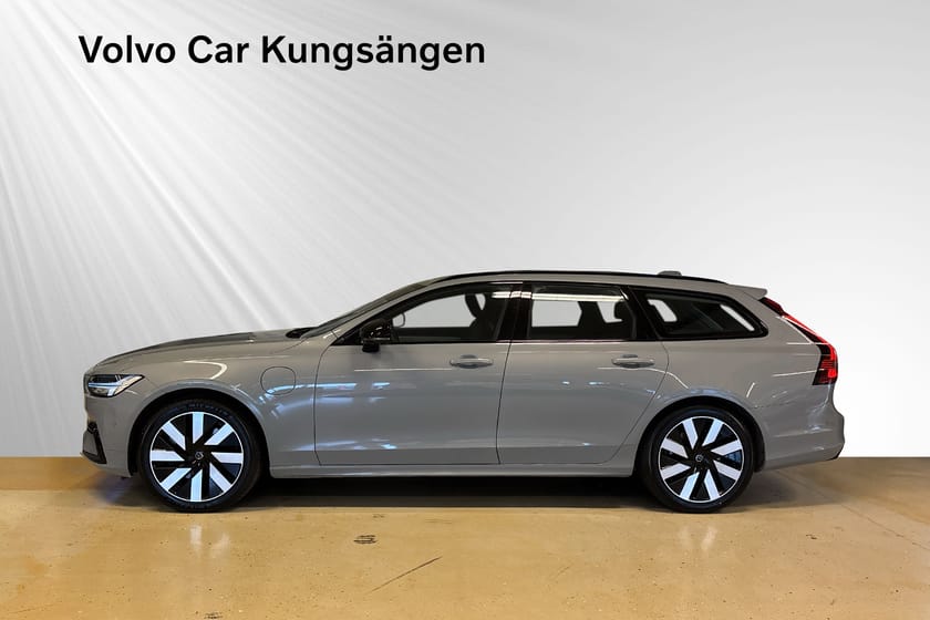 Bild 3 av Volvo V90 T6 Plus Dark Nordic Edition Harman/Kardon 360-kamera