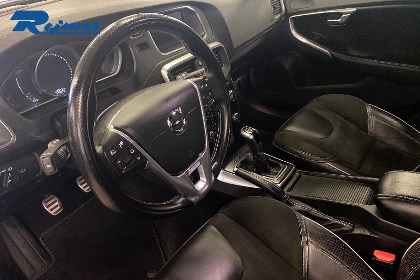 Bild 4 av Volvo V40 T3 R-Design Edt