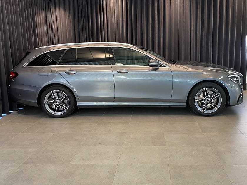 Bild 5 av Mercedes-Benz E 300 T de 4MATIC 9G-Tronic AMG Line