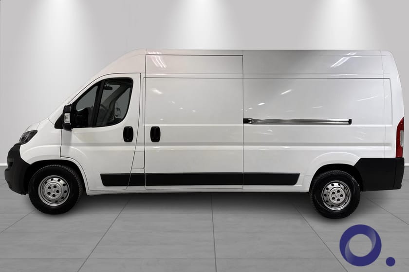 Bilde 3 av Peugeot Boxer Van 435 L3H2 165 Parkvarmer / Cruise control / Hengerfeste