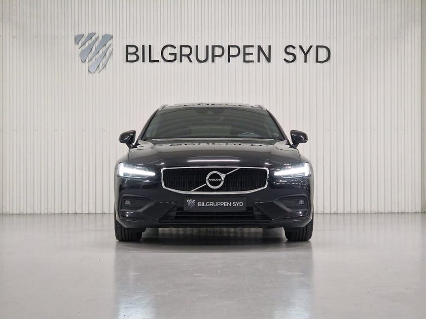 Bild 2 av Volvo V60 D4 Geartronic Momentum|Panorama|Drag|Keyless|Värmare|