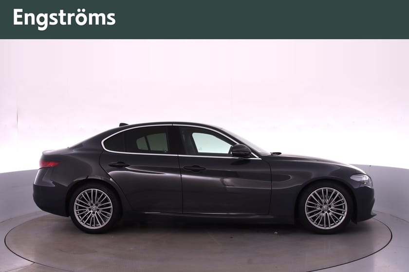 Bild 2 av Alfa Romeo Giulia