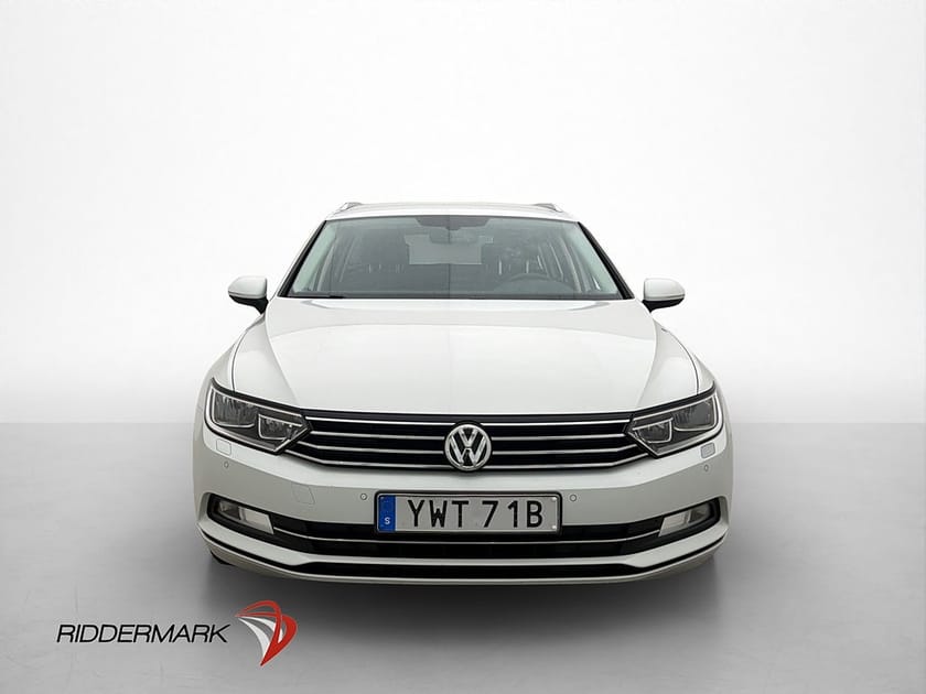 Bild 2 av Volkswagen Passat Sportscombi TSI 150hk Cockpit CarPlay