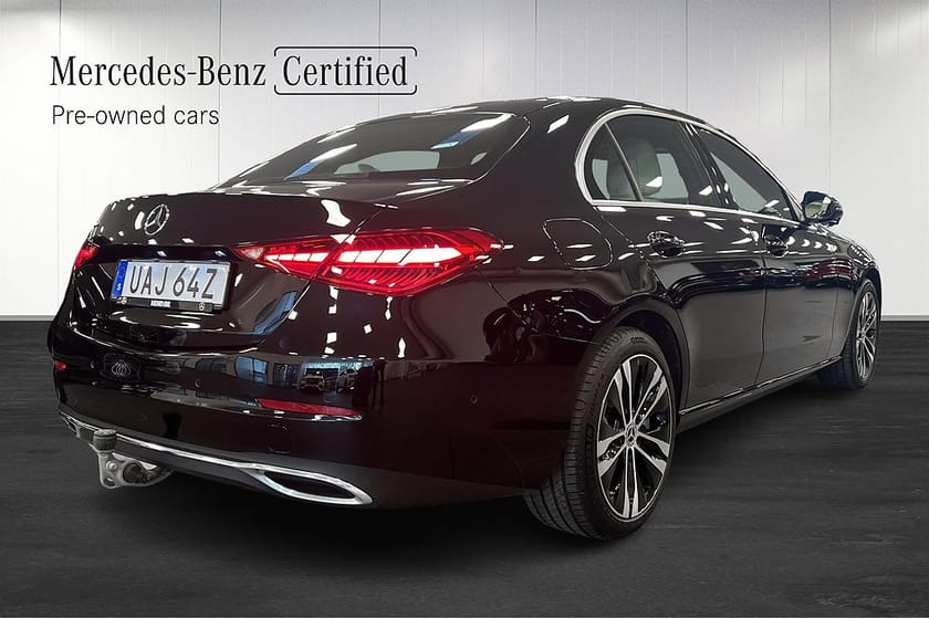Bild 3 av Mercedes-Benz C 300 e Distronic Drag Minnestolar Dödvinkelassistent