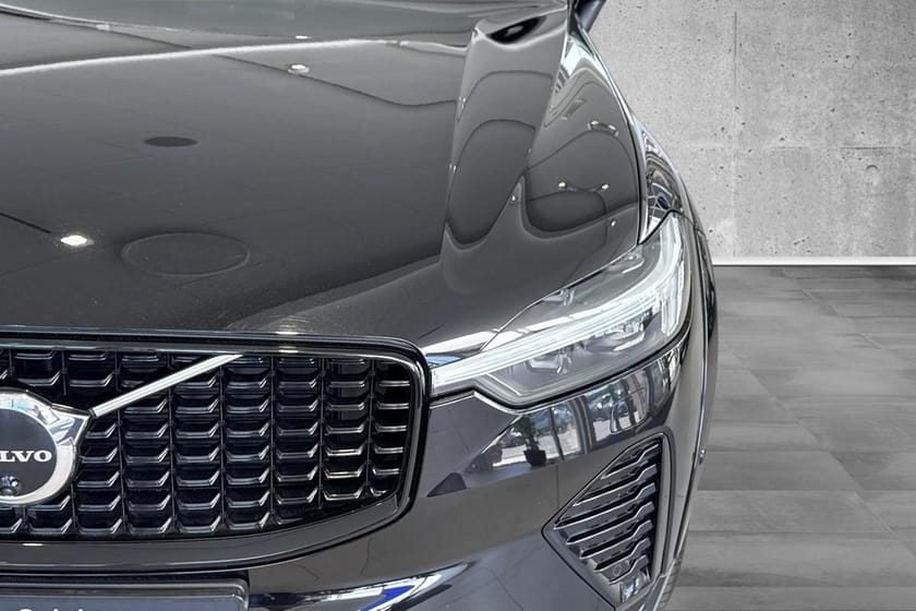 Bilde 4 av Volvo XC60 T8 Ultimate Dark - HUD, Krok, H&K, 360°, Panorama