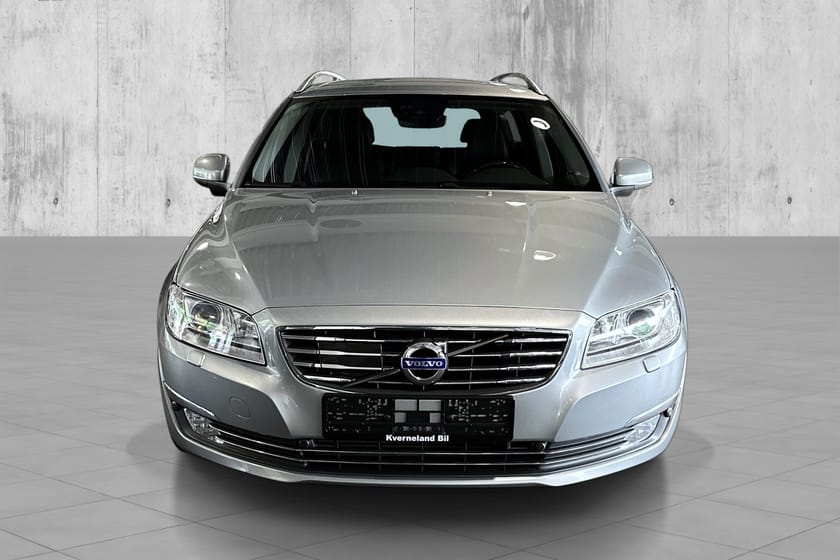 Bilde 2 av Volvo V70 Summum D4 181hk - ACC/Skinn/Navigasjon/Blis/Skinn
