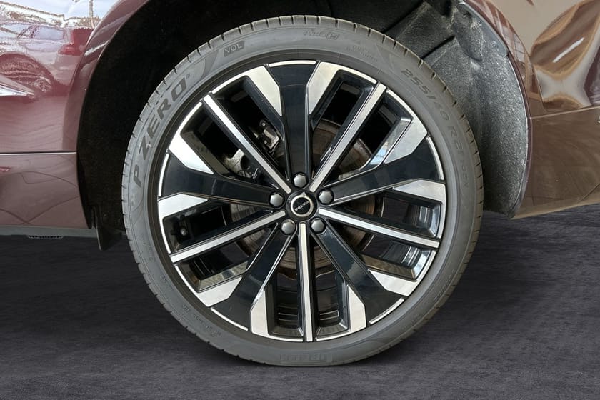Bild 4 av Volvo XC60 T6 Plus Dark Nordic Edition