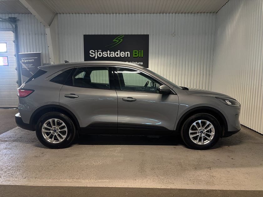 Bild 5 av Ford Kuga Plug-In Hybrid E-CVT Kamera/Navi/Drag/Cockpit