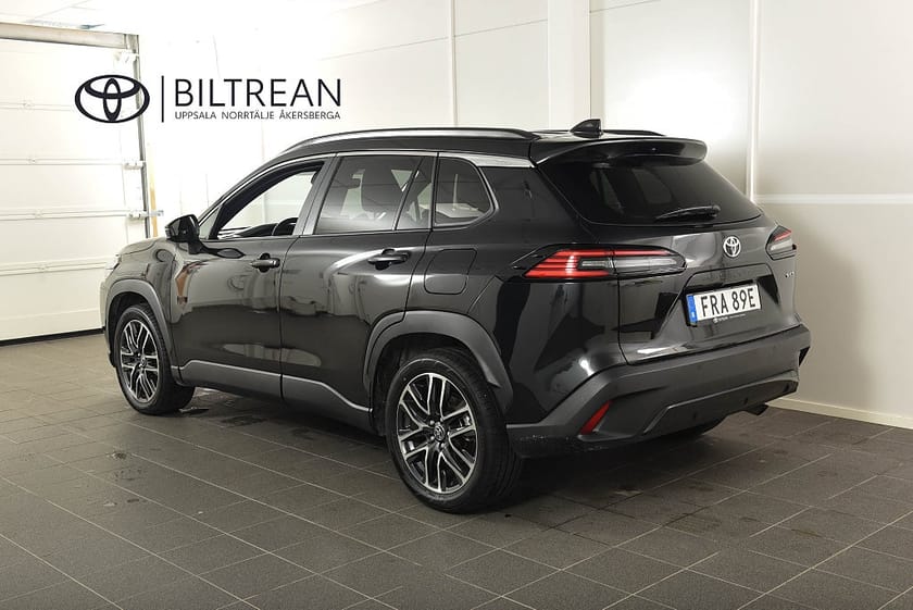 Bild 3 av Toyota Corolla Cross Hybrid AWD-i 2,0 Elhybrid AWD Style *Facelift* Vinterhjul