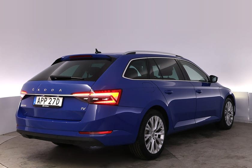 Bild 5 av Škoda Superb iV Kombi Skoda Business Adv Edition Style Kamera