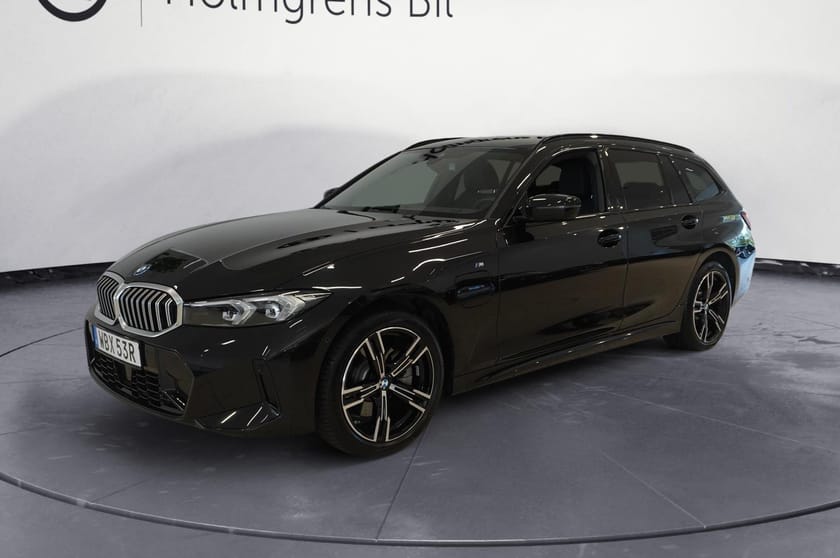 Bild 1 av BMW 330e xDrive Touring 
