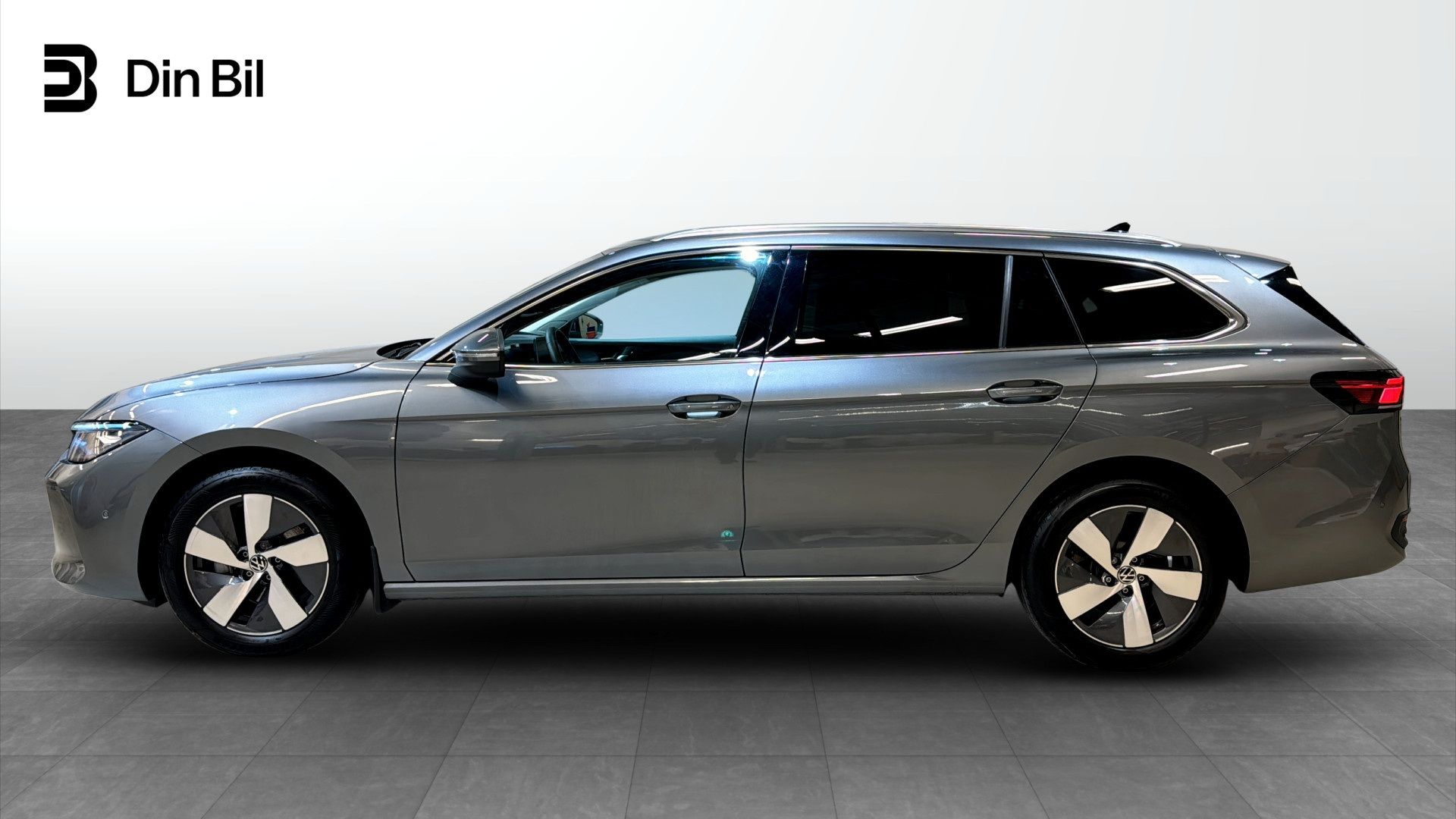 Volkswagen Passat 2025, bild 2/10