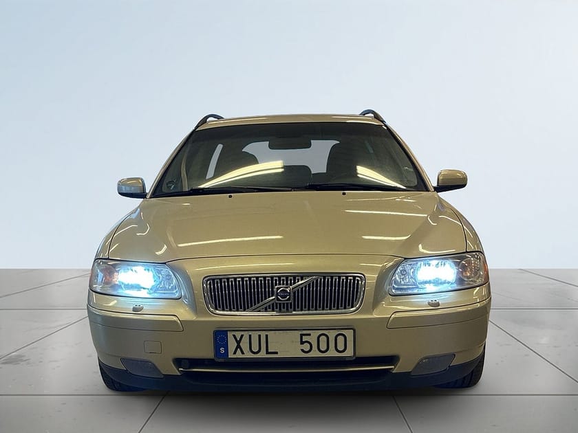 Bild 2 av Volvo V70 2.5T Kinetic Automat Dragkrok/MoK-Värm/SoV-Däck