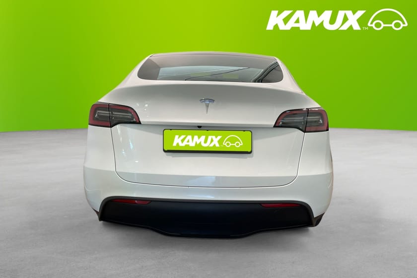 Bild 5 av Tesla Model Y Standard Range RWD Pano Läder 360° Moms 299hk