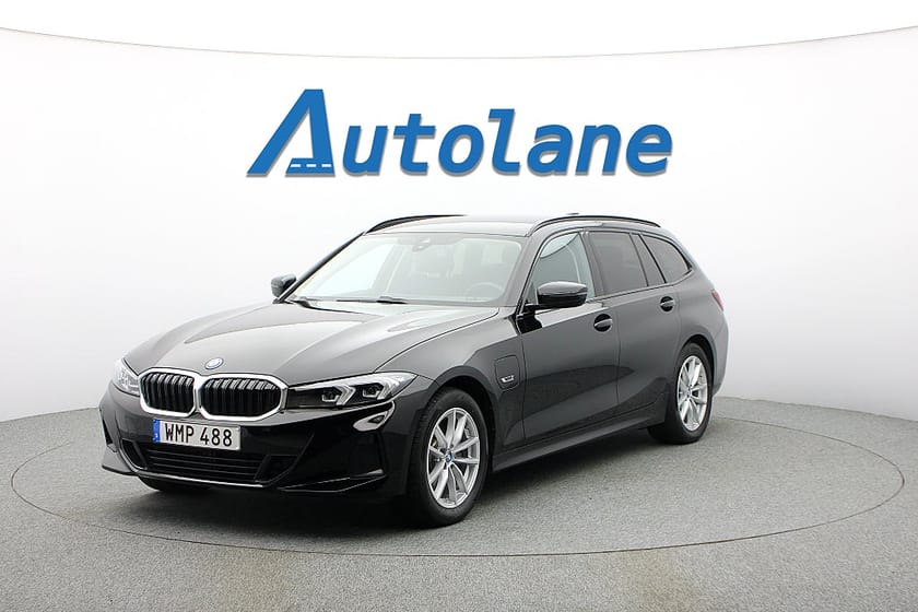 Bild 5 av BMW 330e xDrive Touring Drag,CarPlay,GPS Sommarkampanj 4,99%