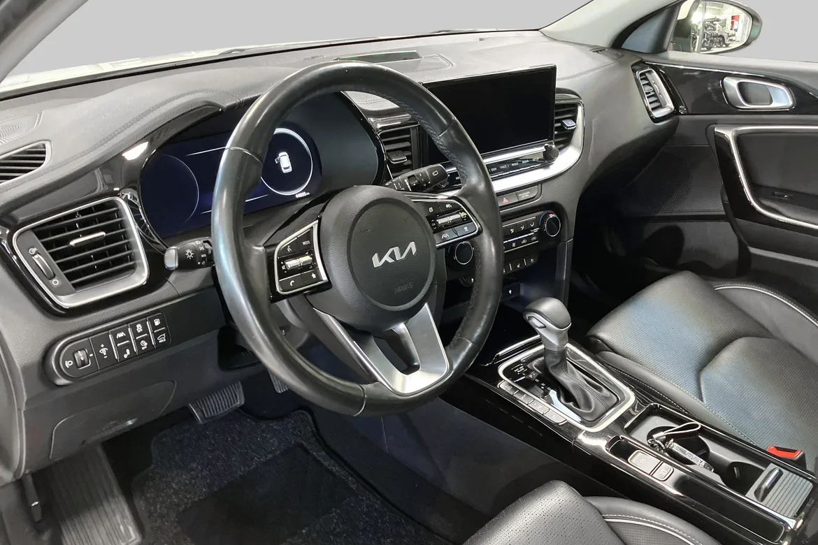 picture of a car