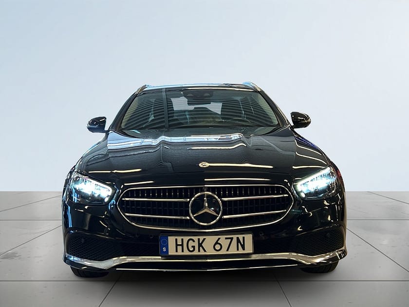 Bild 2 av Mercedes-Benz E 300 T de 4MATIC Avantgarde 360/Burmester/Widescreen/SoV