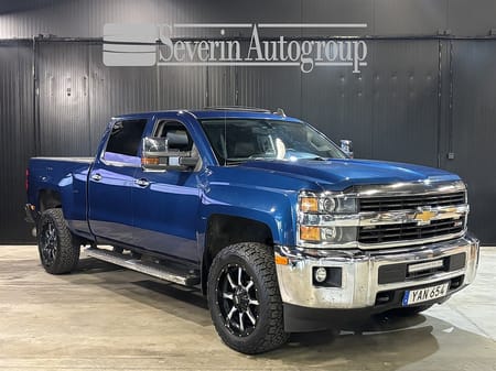Chevrolet Silverado 2500 HD Crew Cab Z71 LTZ 6.6 V8 Duramax 4WD (402hk)