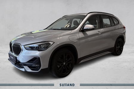 BMW X1 xDrive25e – Sport line | h.feste | lav km