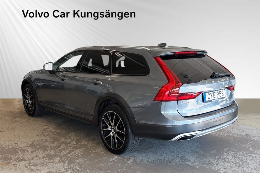 Bild 4 av Volvo V90 Cross Country D5 AWD Advanced Edt 360-kamera 20"