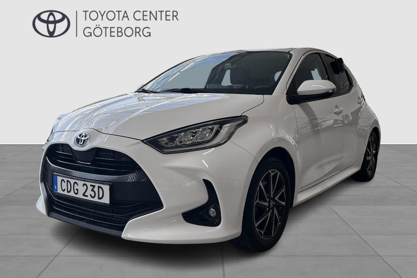 Bild 1 av Toyota Yaris Hybrid 1,5 5D ACTIVE PLUS//VINTERHJUL INGÅR