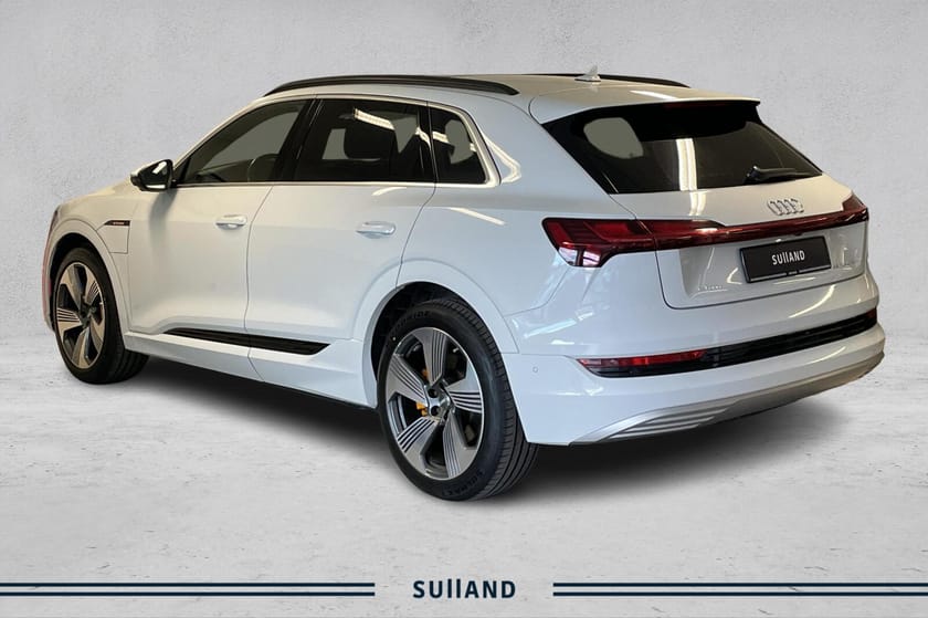 Bilde 3 av Audi e-tron 55 quattro limited isbrehvit
