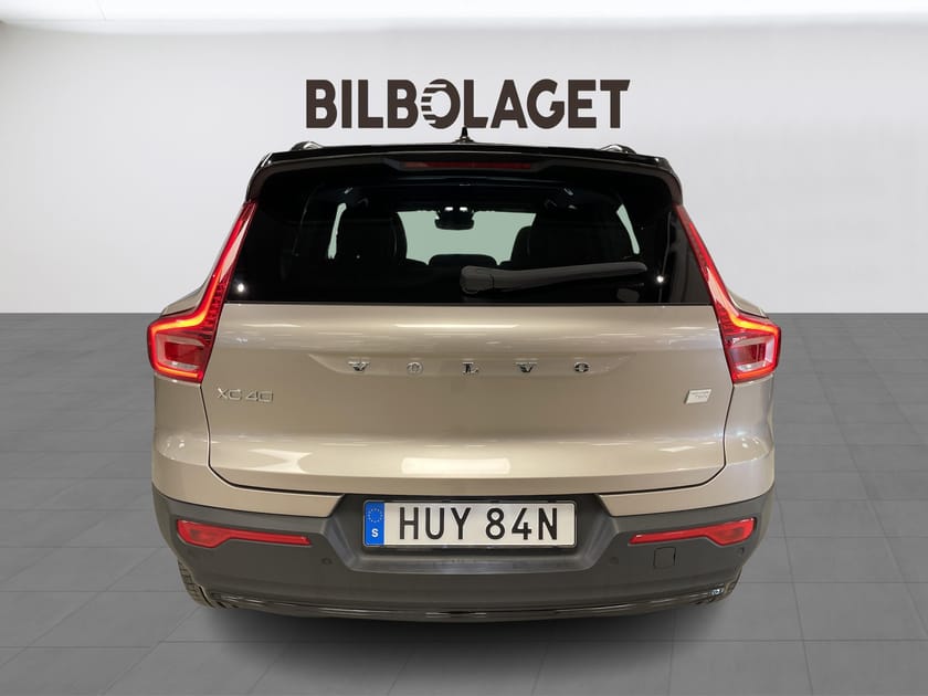 Bild 4 av Volvo XC40 Recharge Twin motor Plus ELSTOL FÖRARE/DRAG/GPS