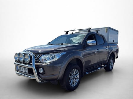 Mitsubishi L200 Dubbelhytt 4WD 181hk Dragkrok Skinn B-Kamera HUNDKÅPA