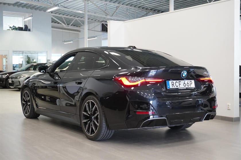 Bild 3 av BMW i4 M50 xDrive Gran Coupé Supercharged  Taklucka Elstolar