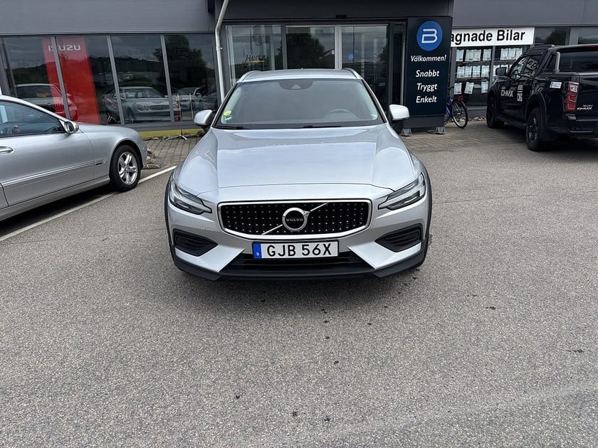 Bild 2 av Volvo V60 Cross Country B4 AWD Geartronic Advanced Navi Pro voc Drag