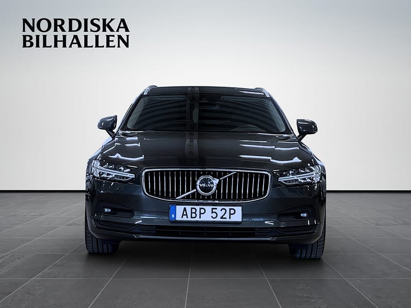 Bild 2 av Volvo V90 D4 AWD Geartronic Momentum Advanced Edition Drag Harman