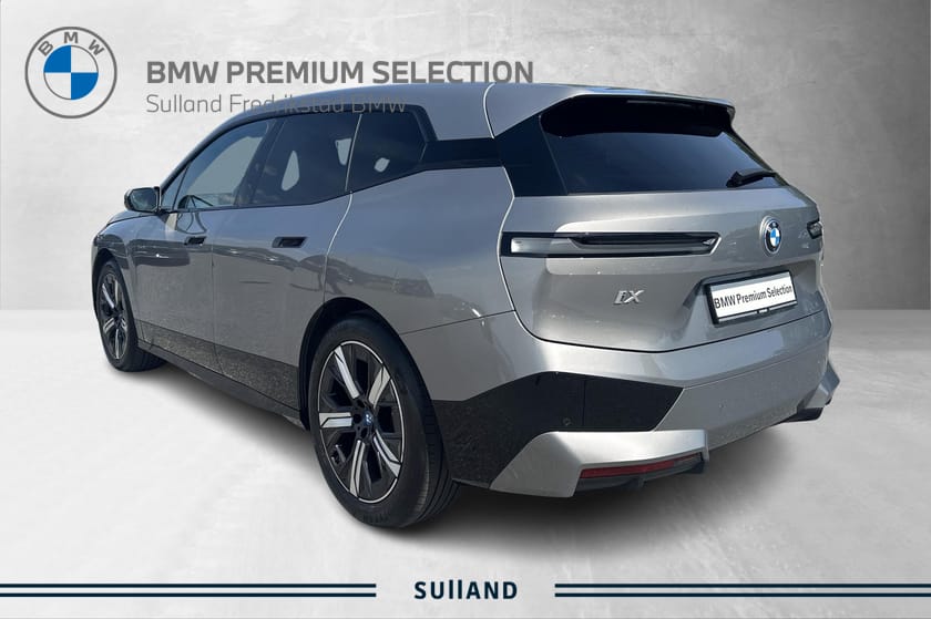 Bilde 3 av BMW iX xDrive40 xDrive40,Fully Charged,Sport-pakke,Tilh.f,Massasje,mm.