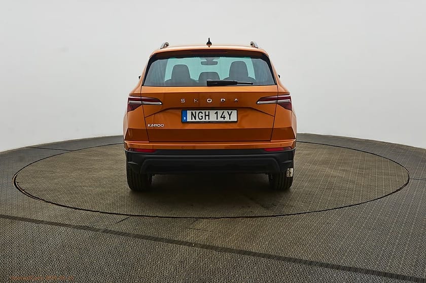 Bild 3 av Škoda Karoq Skoda 1.5 TSI Kessy Entry, Elektrisk baklucka,P-värmare 150hk