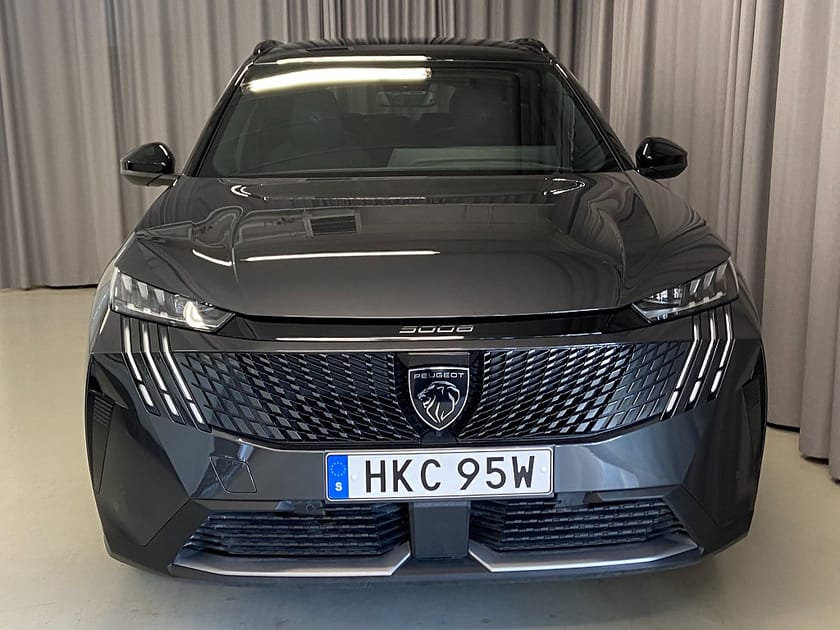 Bild 2 av Peugeot 5008 Hybrid 145 1.2 145hk GT 7-Sits Navi Apple car