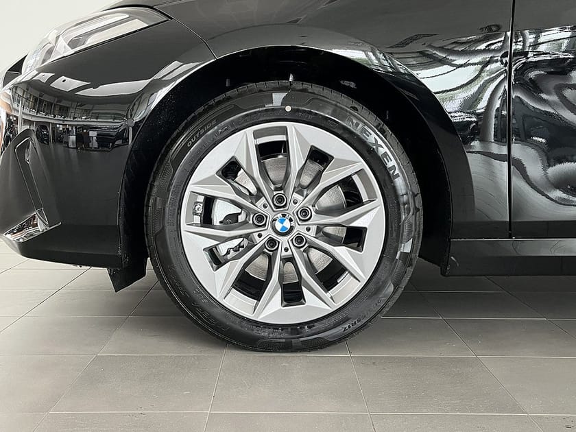 Bild 4 av BMW 120 Automat Rattvärme 17" Park Assist