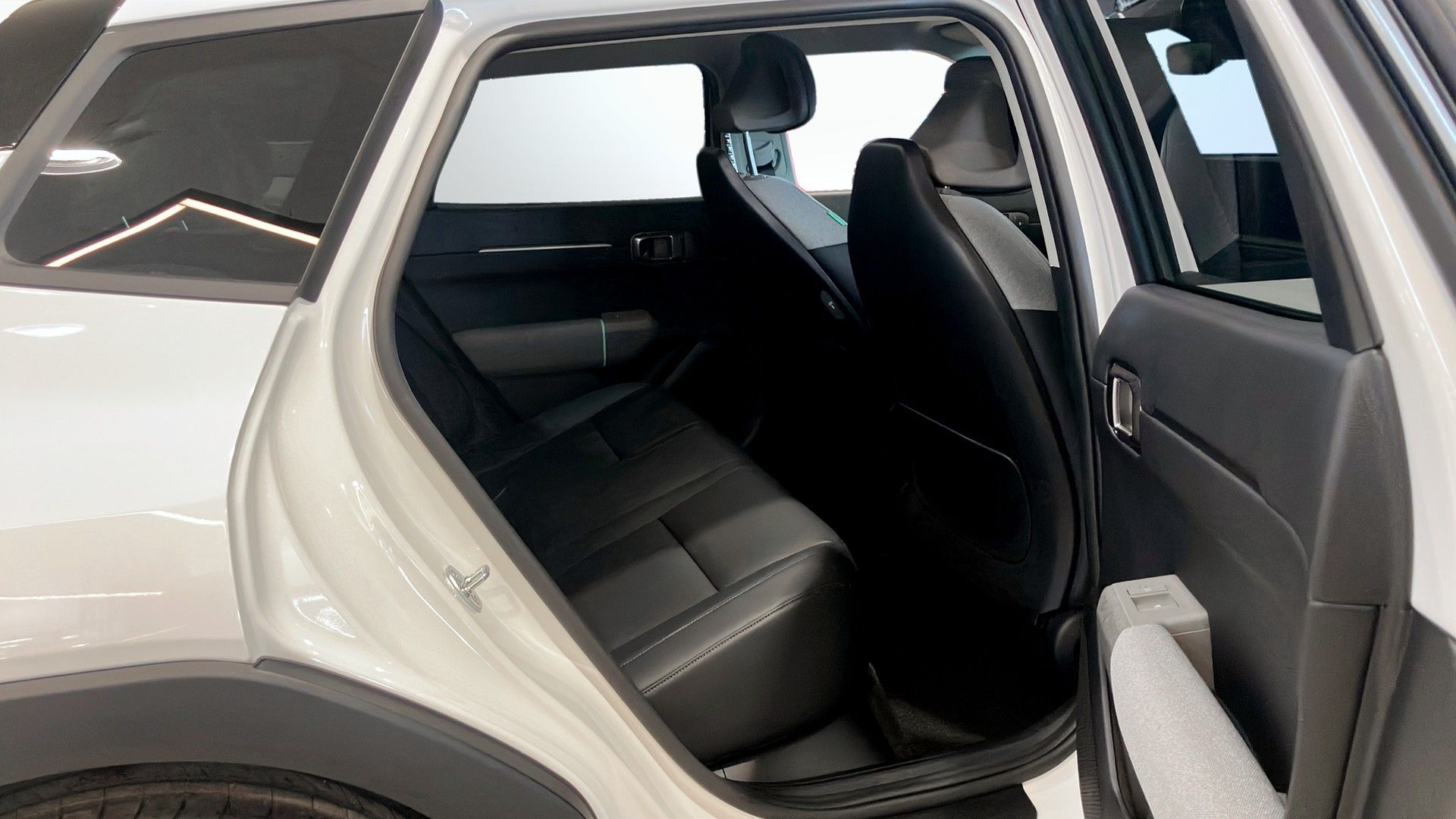 Kia EV4 Long Range Fastback 2026, kuva 5/8