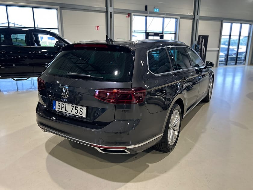 Bild 3 av Volkswagen Passat Sportscombi GTE SC 1.4 TSI 218hk Värmare / Drag / Moms