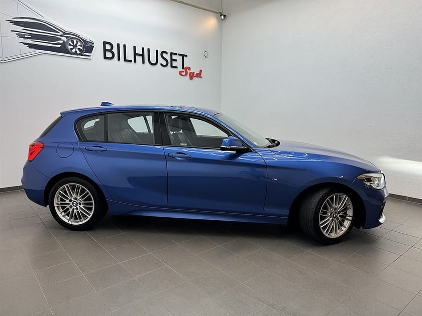 Bild 2 av BMW 118i 118 136hk M Sport Läder/Rattvärme/Nyservad/1 Brukare