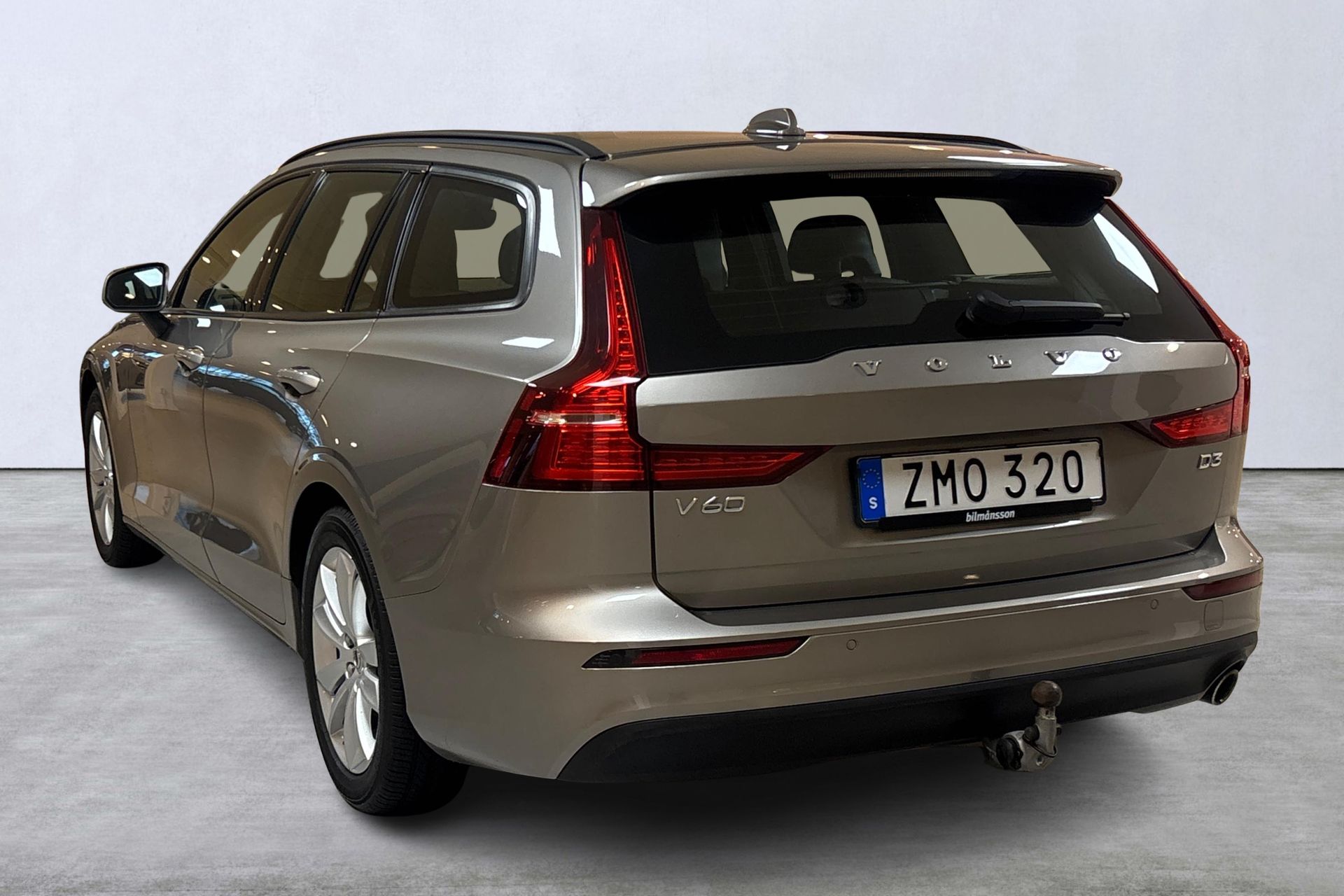 Volvo V60 D3 Momentum Edition 2019, kuva 4/10