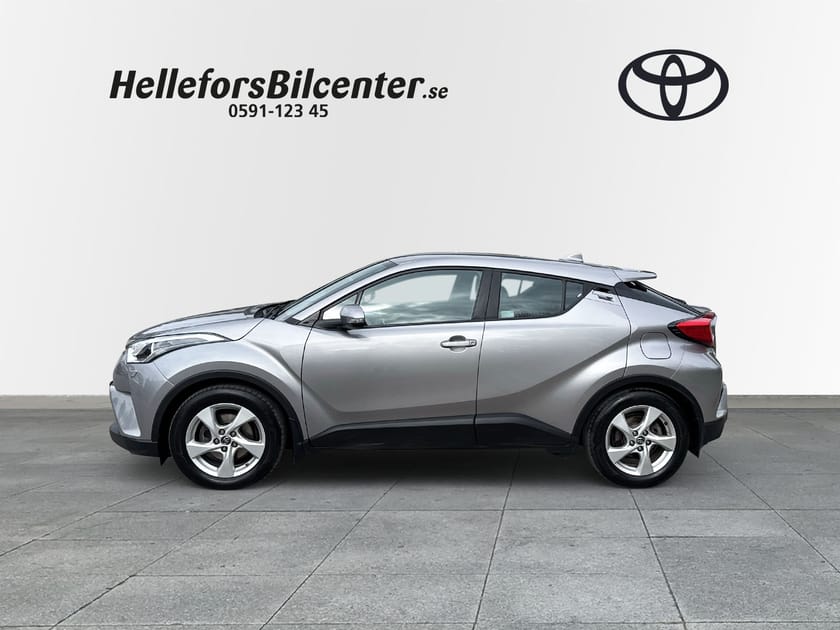 Bild 3 av Toyota C-HR CHR AWD Automat 1,2T DRAG LED ramp Vinterhjul