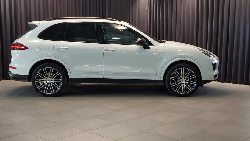 Bild 5 av Porsche Cayenne Diesel TipTronic S Platinum Edition 262Hk